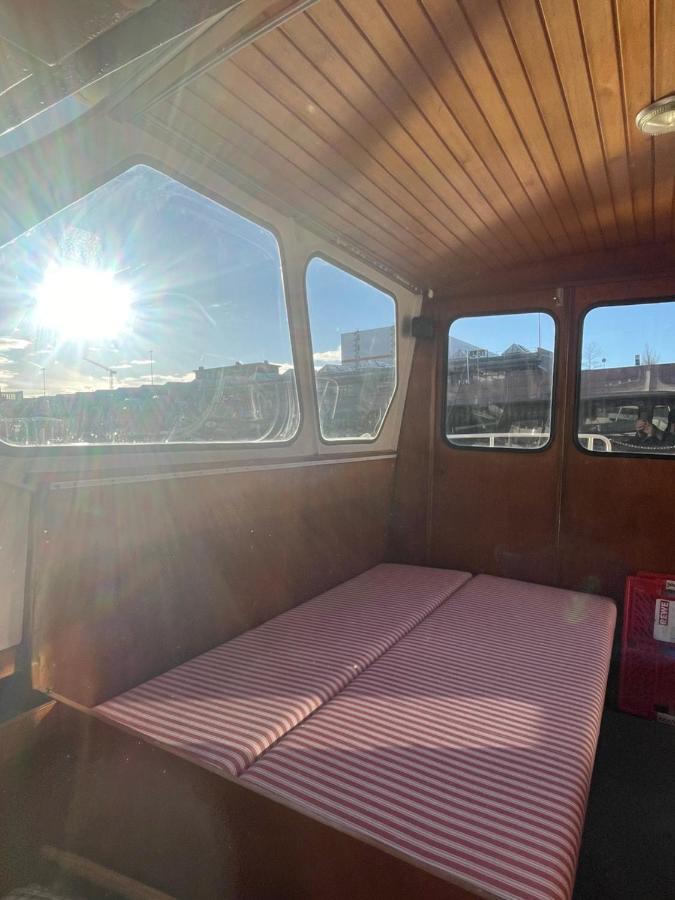 Suesses Motorboot - Bremen Ueberseestadt 外观 照片