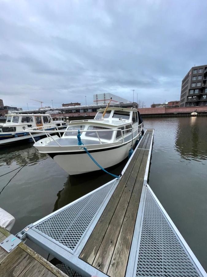 Suesses Motorboot - Bremen Ueberseestadt 外观 照片