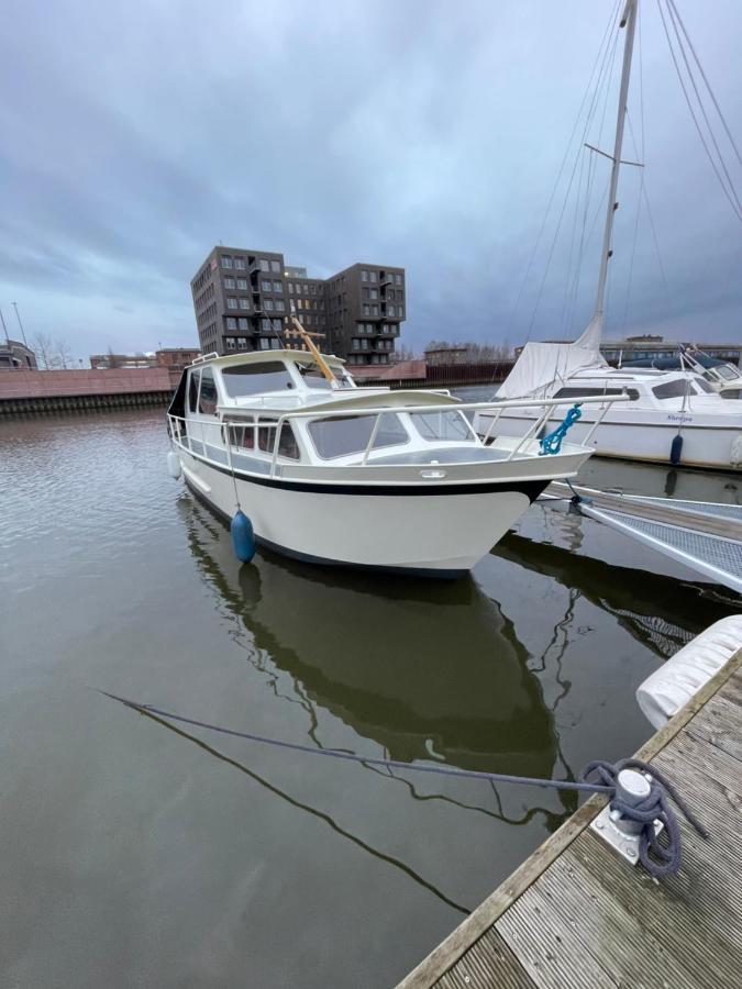Suesses Motorboot - Bremen Ueberseestadt 外观 照片