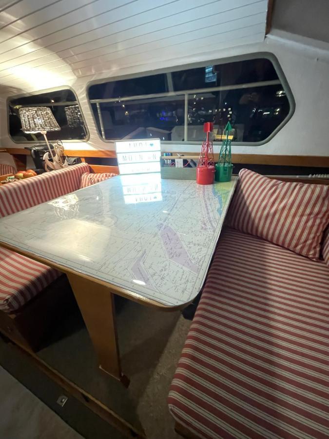 Suesses Motorboot - Bremen Ueberseestadt 外观 照片