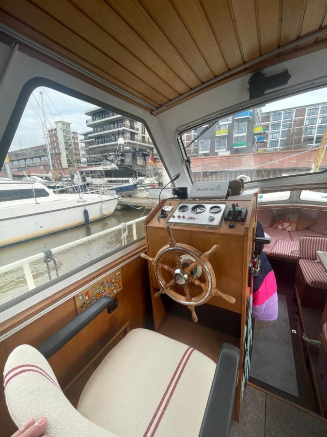 Suesses Motorboot - Bremen Ueberseestadt 外观 照片