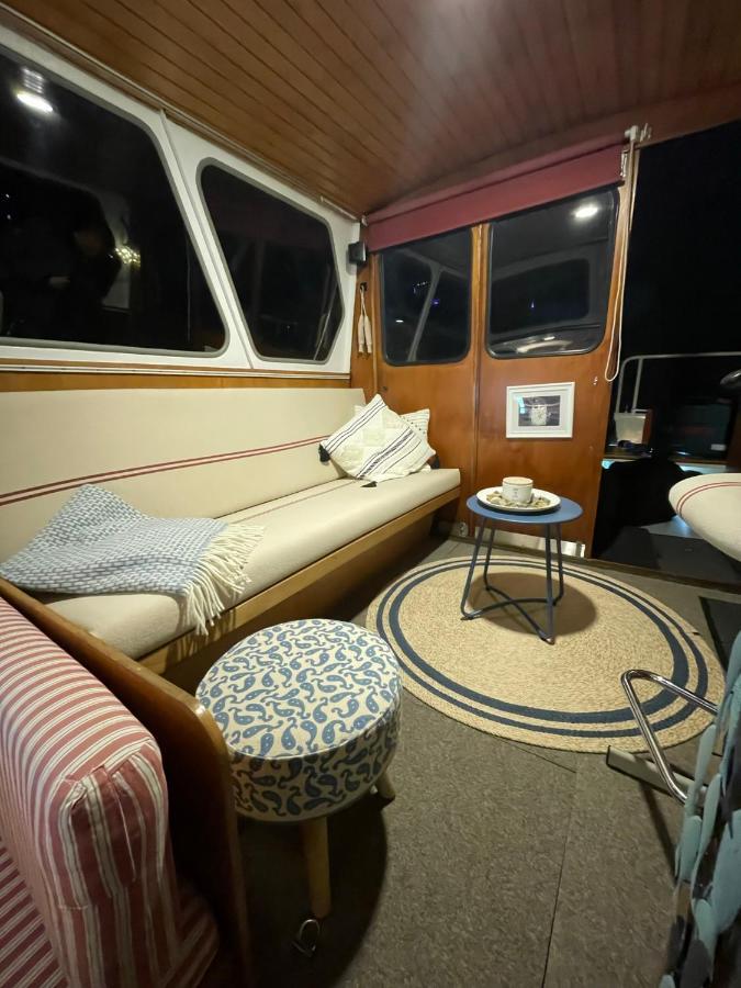 Suesses Motorboot - Bremen Ueberseestadt 外观 照片
